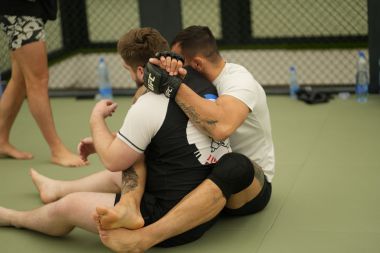 MMA -THUNDER TOP TEAM