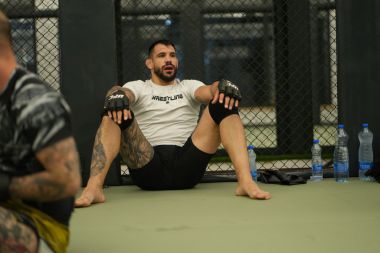 MMA -THUNDER TOP TEAM
