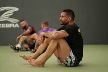 MMA -THUNDER TOP TEAM