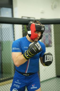 MMA -THUNDER TOP TEAM