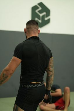 MMA -THUNDER TOP TEAM