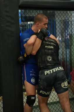 MMA -THUNDER TOP TEAM