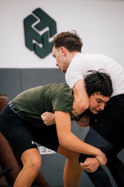 FREE STYLE WRESTLING
