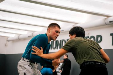 FREE STYLE WRESTLING